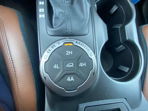 Used 2023 Ford Bronco Outer Banks AWD/4WD image 21