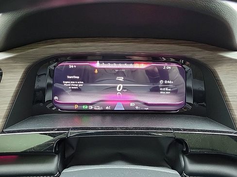 Used 2024 Volkswagen Atlas SEL Premium R-Line image 31