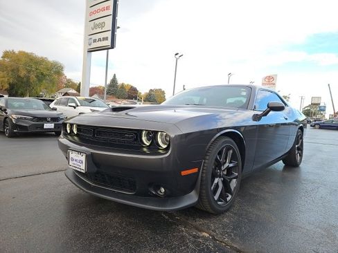 Used 2021 Dodge Challenger GT w/ Plus Package image 6