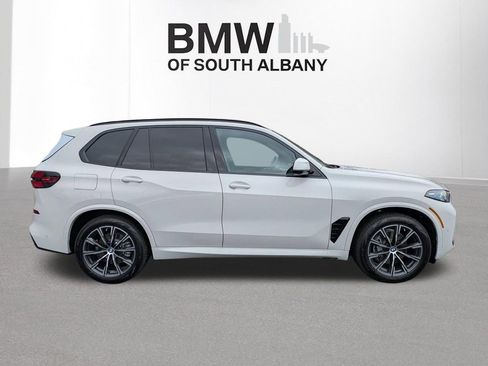 New 2026 BMW X5 xDrive40i AWD/4WD image 3