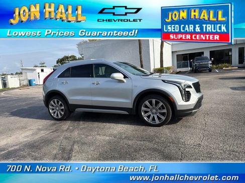 Used 2020 Cadillac XT4 Premium Luxury w/ Driver Awareness Package FWD image 16