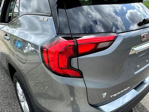 Used 2020 GMC Terrain SLE FWD image 22