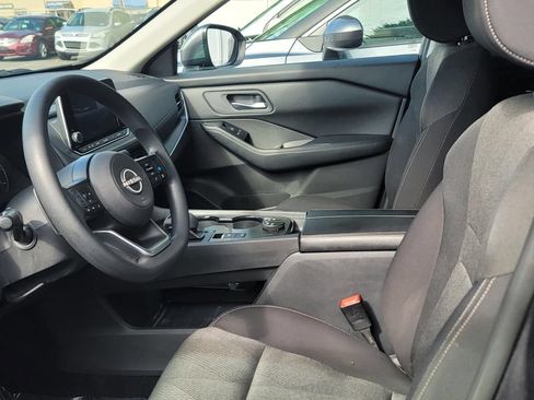 Used 2024 Nissan Rogue SV AWD/4WD image 12