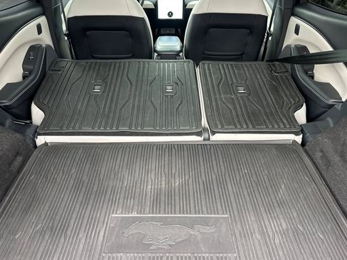 Used 2021 Ford Mustang Mach-E Premium image 15