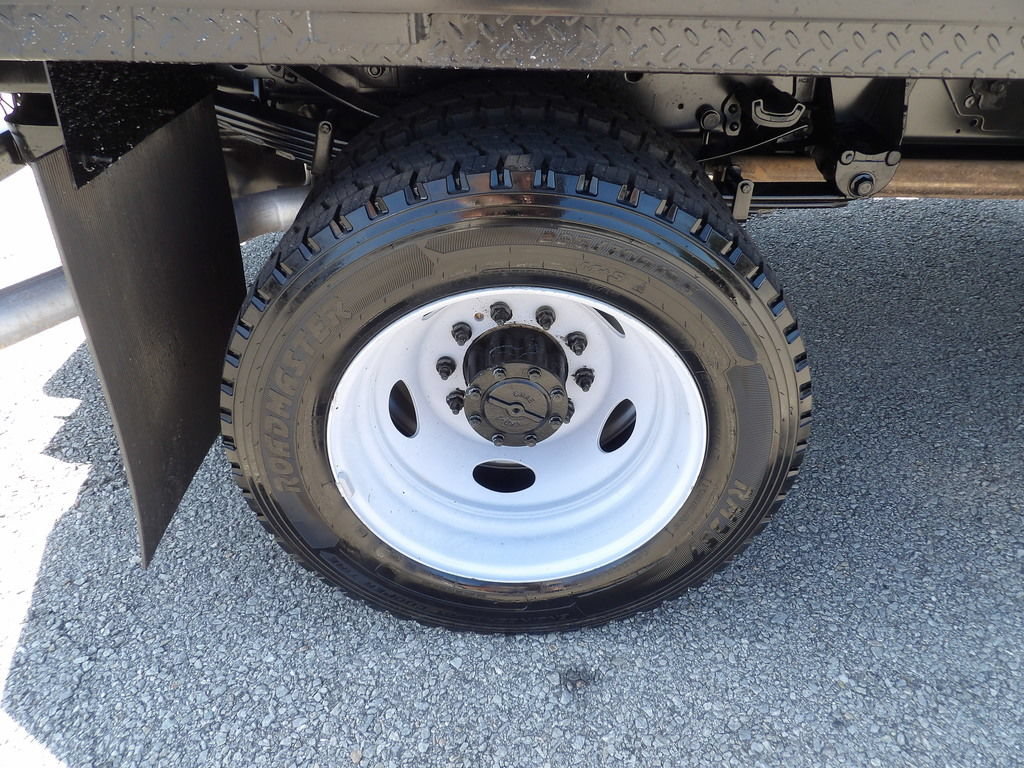 Used 2025 Ford F550 4x4 Crew Cab image 61