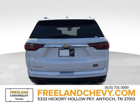 Used 2023 Chevrolet Traverse High Country FWD image 4