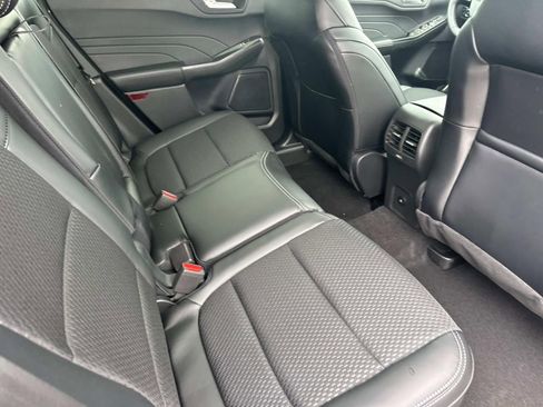 New 2025 Ford Escape SE image 48