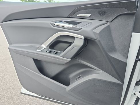 New 2025 Audi Q5 Premium Plus image 25