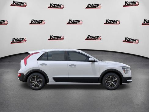 New 2026 Kia Niro LX FWD image 7