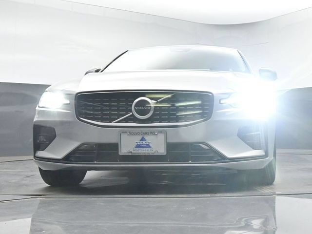 Used 2023 Volvo S60 B5 Core w/ Climate Package FWD image 34