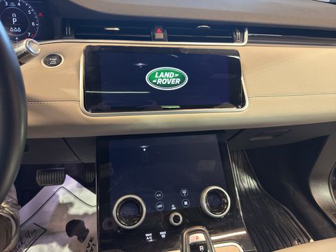 Used 2020 Land Rover Range Rover Evoque SE AWD/4WD image 20