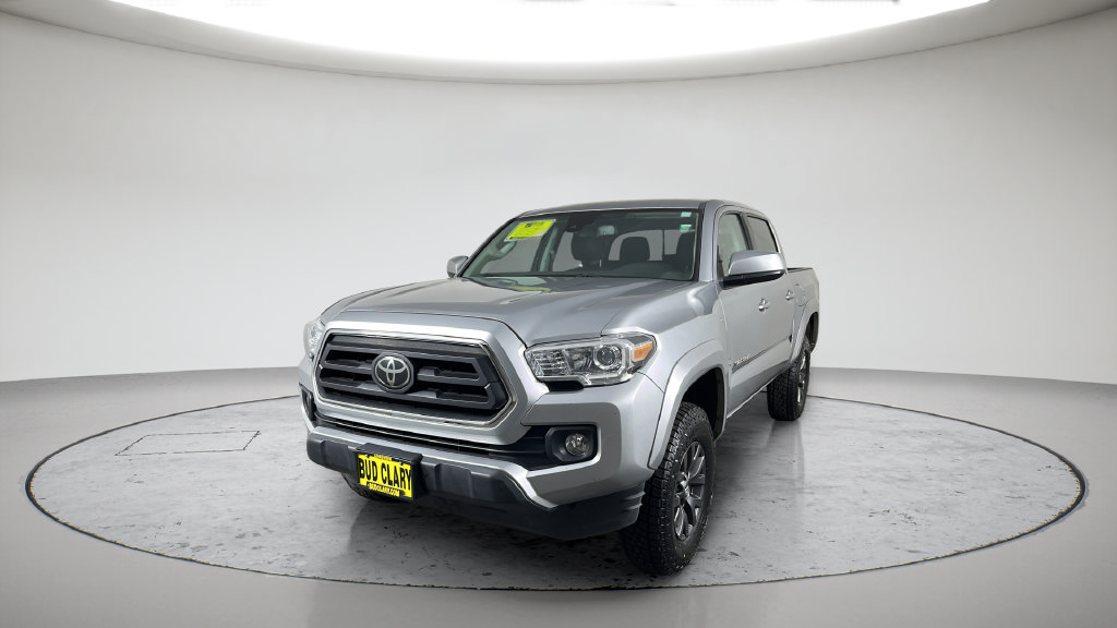 Used 2022 Toyota Tacoma SR5 AWD/4WD image 1