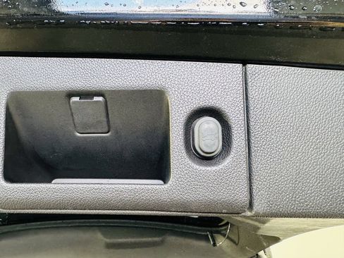 Used 2020 Chevrolet Tahoe LT RWD image 28