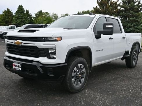 New 2026 Chevrolet Silverado 2500 Custom w/ Custom Value Package AWD/4WD image 11