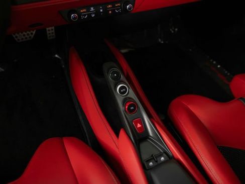 Used 2020 Ferrari F8 Tributo RWD image 23