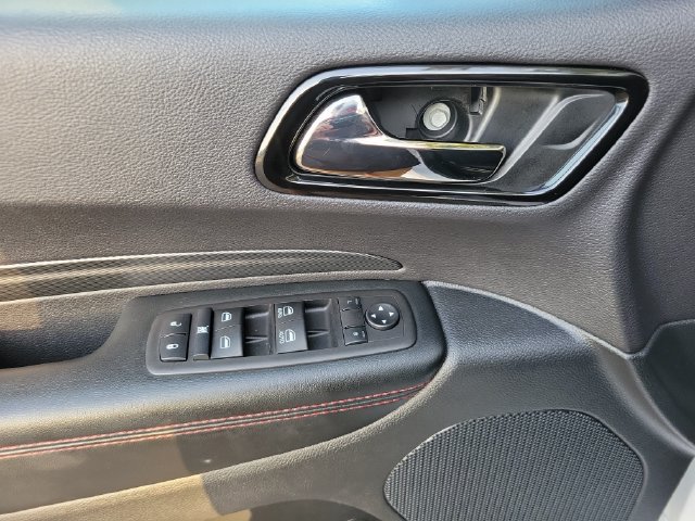 Used 2025 Dodge Durango GT RWD image 12