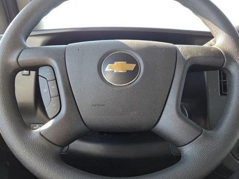New 2026 Chevrolet Express 3500 w/ Power Convenience Package image 27