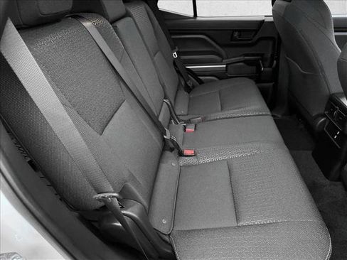 Certified 2025 Toyota 4Runner SR5 image 18