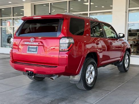 Used 2018 Toyota 4Runner SR5 RWD image 14