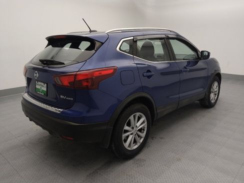 Used 2017 Nissan Rogue Sport SV w/ SV All-Weather Package image 9