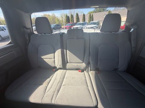 Used 2022 RAM 1500 Big Horn AWD/4WD image 14