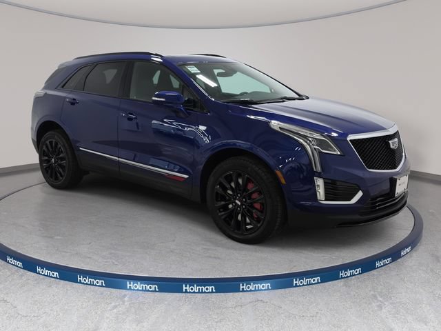 Certified 2025 Cadillac XT5 Sportv w/ LPO, Red Accent Package AWD/4WD image 3