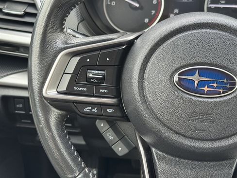 Used 2020 Subaru Forester Premium AWD/4WD image 25