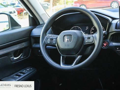 Used 2025 Honda CR-V EX image 18