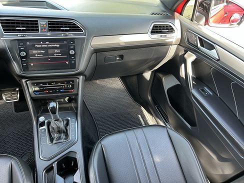 Certified 2024 Volkswagen Tiguan SE R-Line FWD image 14