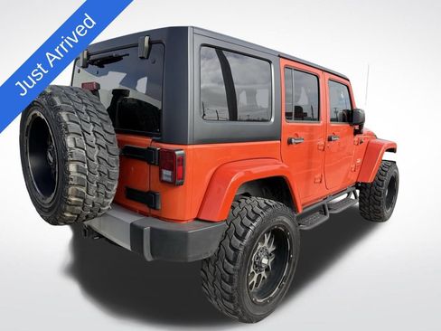 Used 2015 Jeep Wrangler Unlimited Sahara w/ Max Tow Package image 4