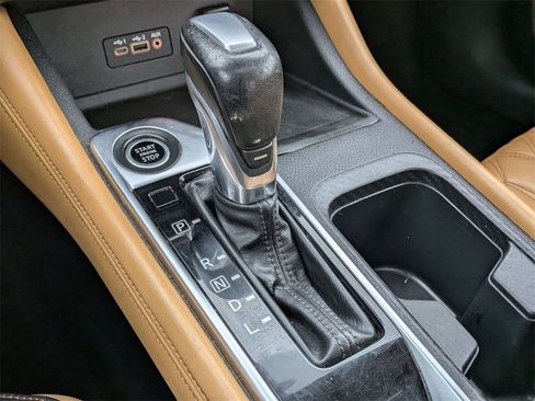 Used 2020 Nissan Sentra SV w/ SV Premium Package image 16