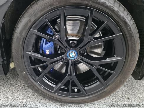 Used 2023 BMW 530e w/ M Sport Package RWD image 38
