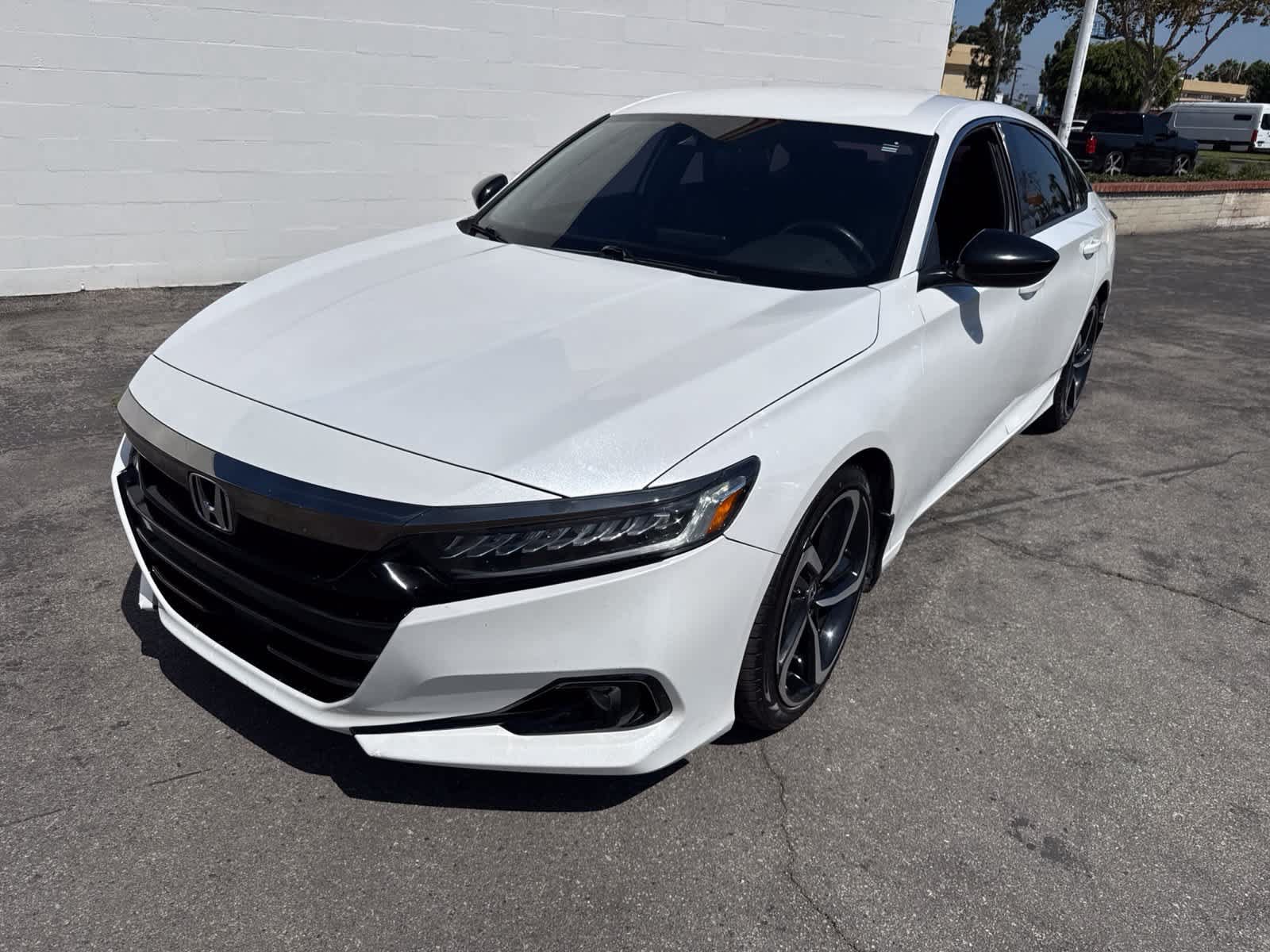 Used 2022 Honda Accord Sport image 1