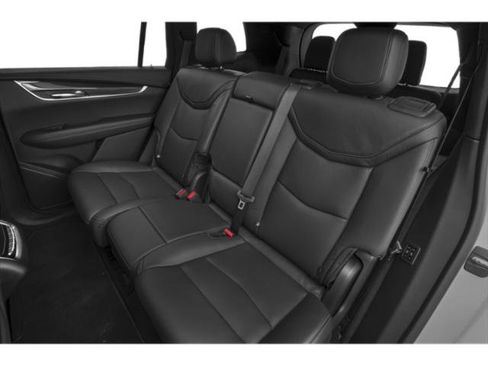 Used 2023 Cadillac XT6 Luxury image 13