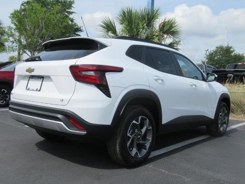 New 2025 Chevrolet Trax LT w/ Driver Confidence Package image 4