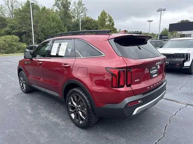 Certified 2022 Kia Sorento X-Line EX AWD/4WD image 4