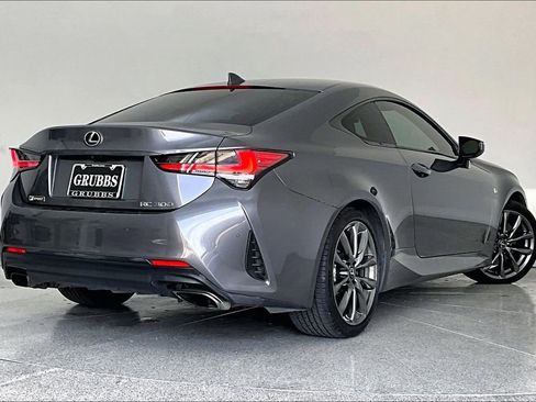 Used 2019 Lexus RC 300 image 2