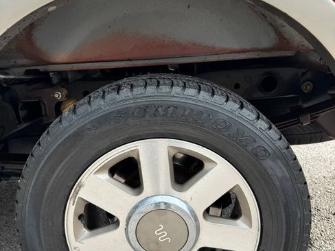 Used 2005 Ford F150 XLT image 21