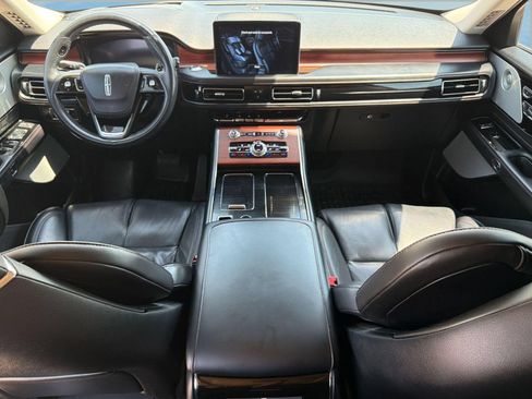 Used 2022 Lincoln Aviator Reserve w/ Equipment Group 201A RWD image 15