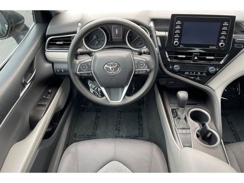Used 2022 Toyota Camry LE w/ Carpet Mat Package (TMS) image 15
