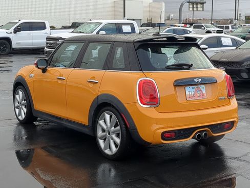 Used 2015 MINI Cooper S image 8