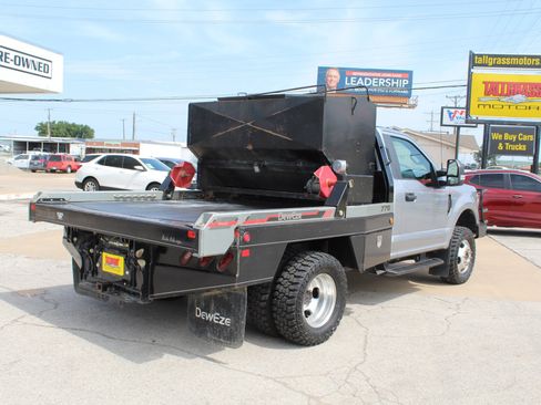 Used 2022 Ford F350 XL w/ STX Appearance Package AWD/4WD image 5