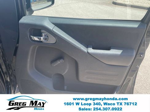 Used 2015 Nissan Frontier S RWD image 24