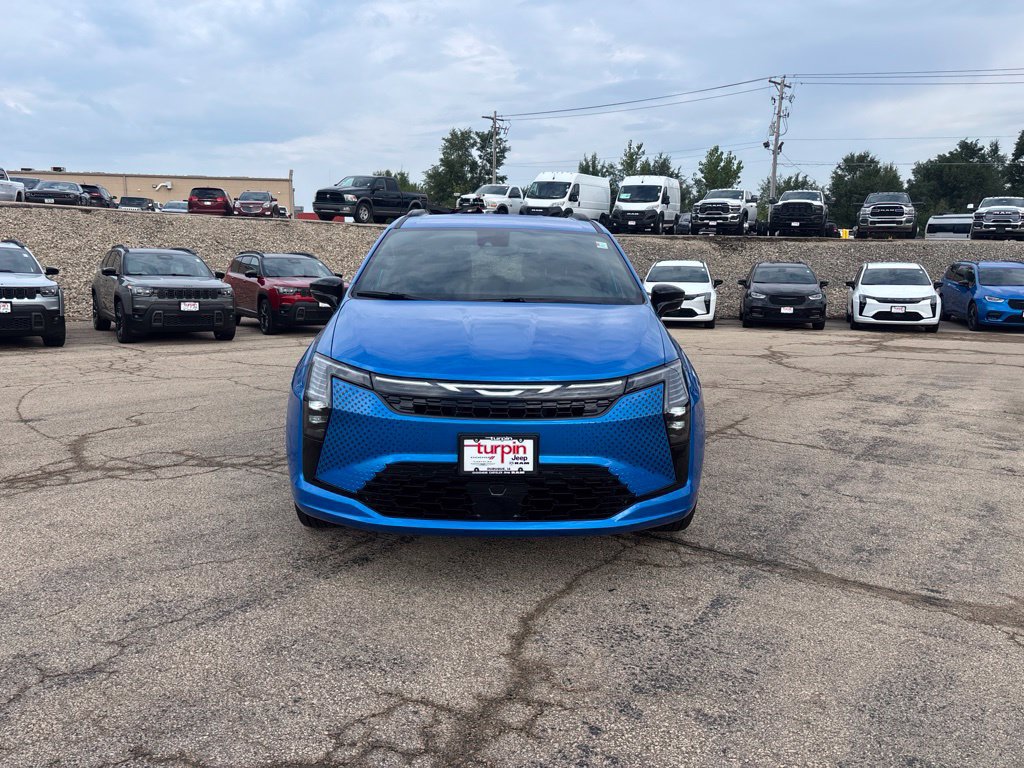 New 2027 Chrysler Pacifica Select AWD/4WD image 8