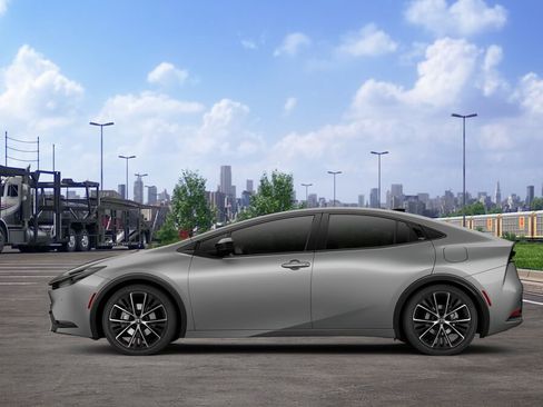 New 2026 Toyota Prius XLE image 4