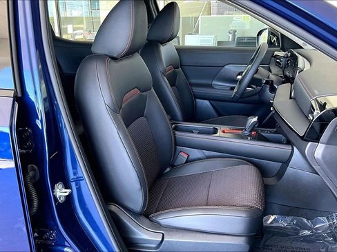 Used 2026 Nissan Kicks SR image 29