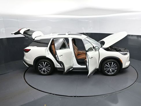 Used 2023 INFINITI QX60 Sensory w/ Vision Package AWD/4WD image 48