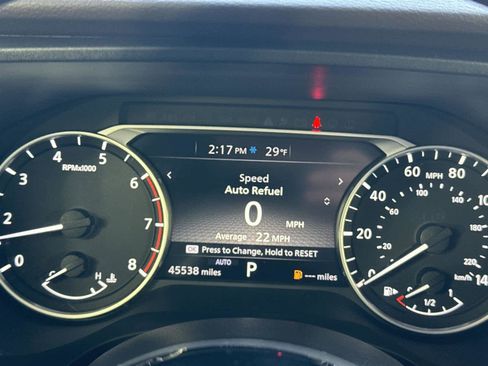 Used 2022 Nissan Rogue SV image 29