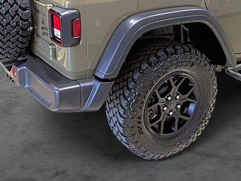 Used 2025 Jeep Wrangler Unlimited Sport AWD/4WD image 13