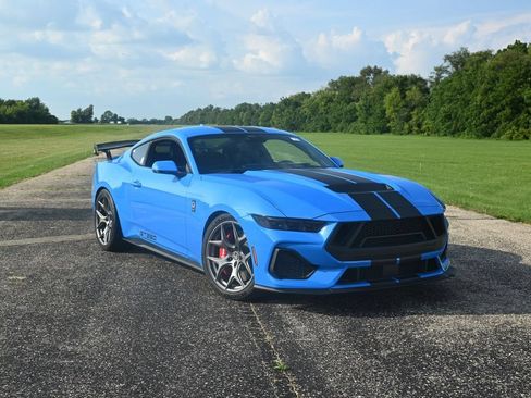 New 2025 Ford Mustang GT Premium w/ GT Performance Package RWD image 4